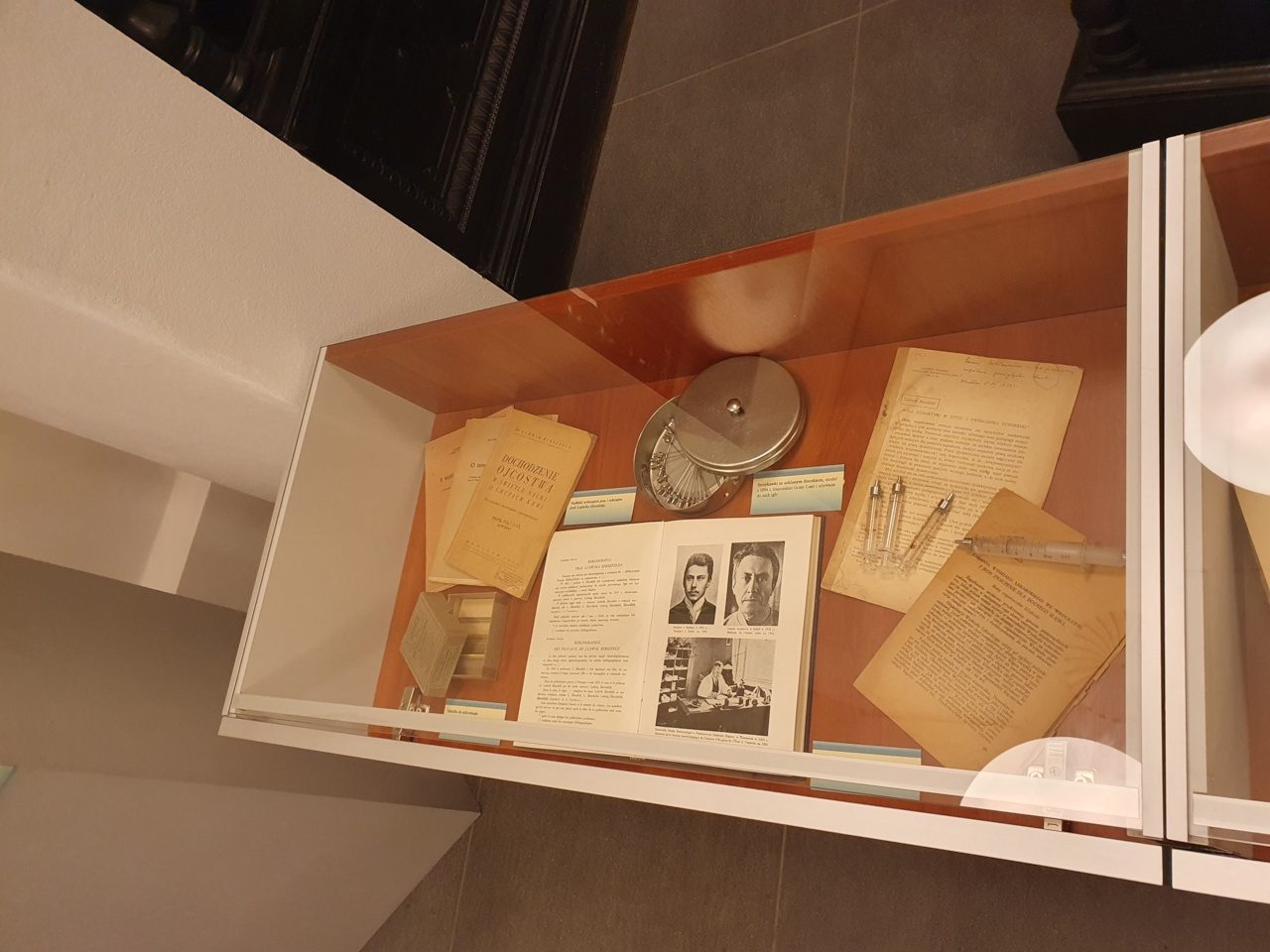 Ludwik Hirszfeld's memorabilia, Wroclaw (by Magdalena Mazurak) (6).jpg
